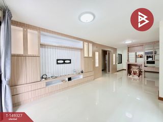 For sale 4 bedrooms house in Ban Bueng, Chonburi