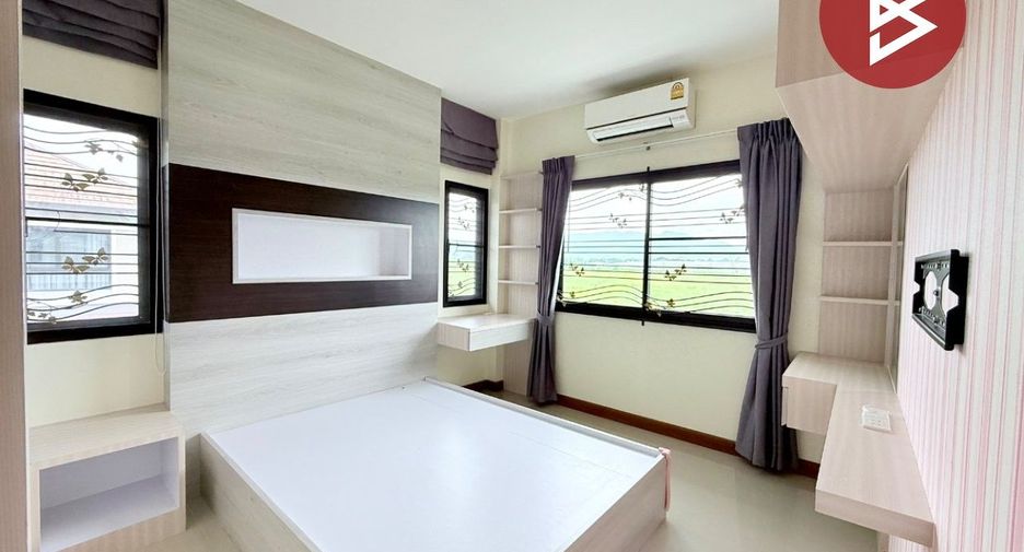 For sale 4 bedrooms house in Ban Bueng, Chonburi