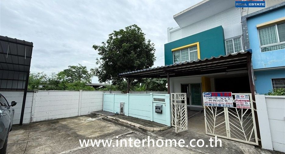 Reihenhaus zum Kauf mit 3 Zimmer in Khlong Sam Wa, Bangkok