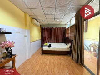 Casa adosada en venta de 4 habitaciones en Lam Luk Ka, Pathum Thani