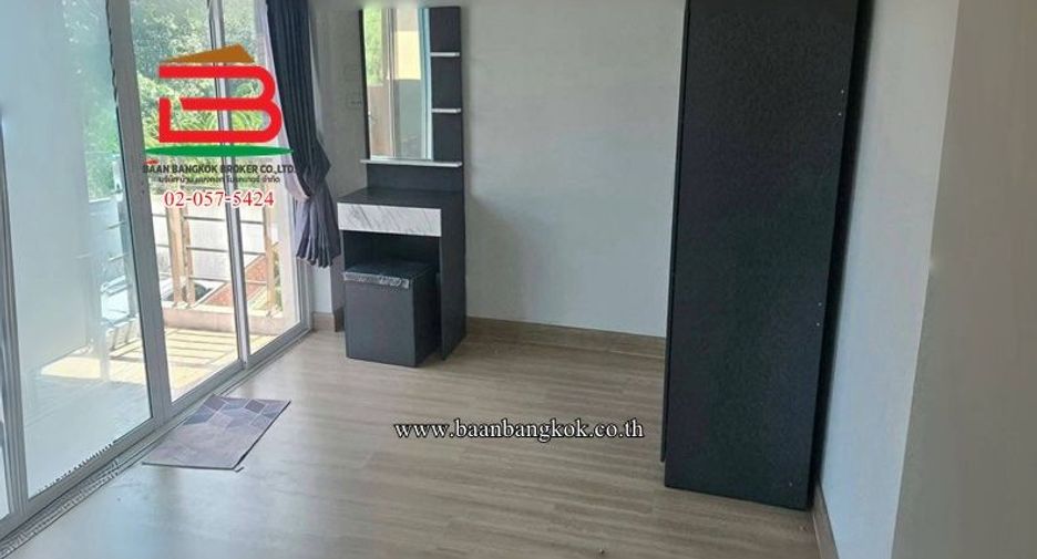 For sale 4 bedrooms house in Nong Khaem, Bangkok