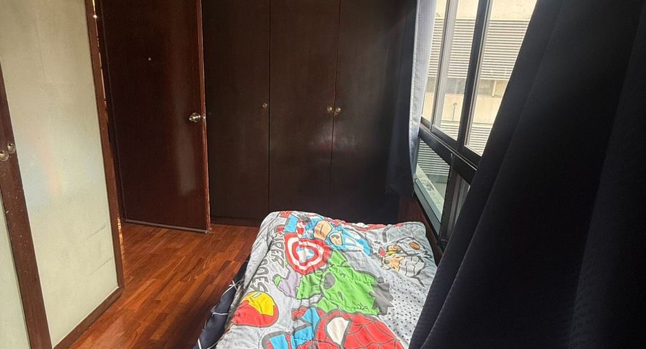 Wohnung zum Kauf mit 2 Zimmer in Yan Nawa, Bangkok