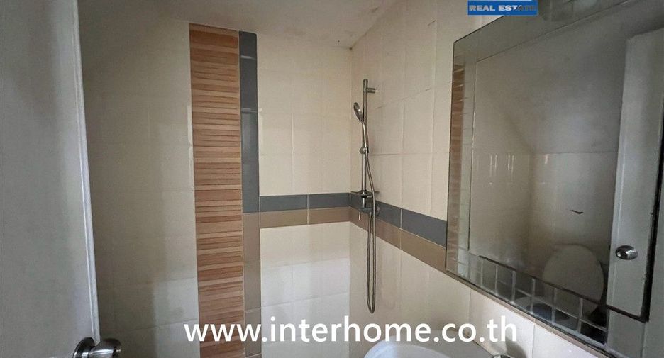 Reihenhaus zum Kauf mit 4 Zimmer in Pak Kret, Nonthaburi