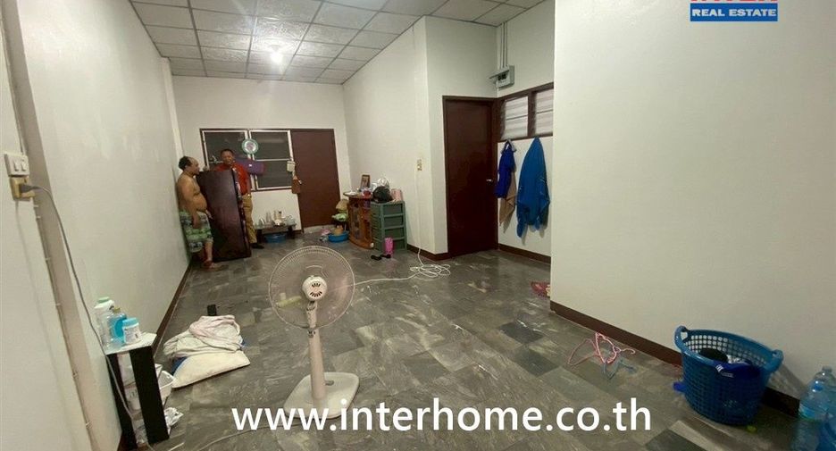 For sale 2 bedrooms townhouse in Lam Luk Ka, Pathum Thani