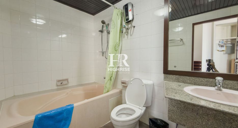 For sale 2 bedrooms condo in Bang Lamung, Chonburi