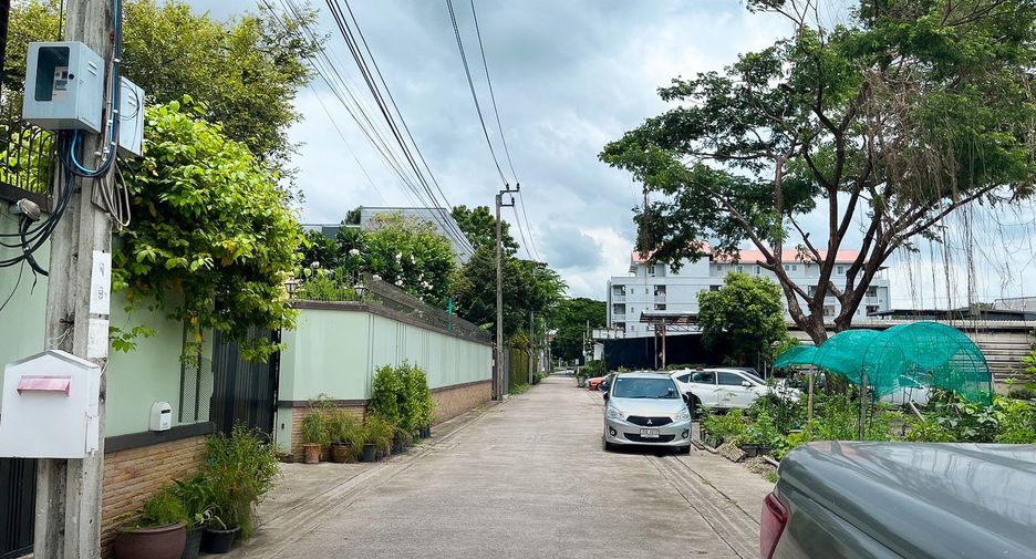 For sale land in Bang Kapi, Bangkok