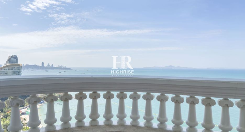 For sale 3 bedrooms condo in Bang Lamung, Chonburi