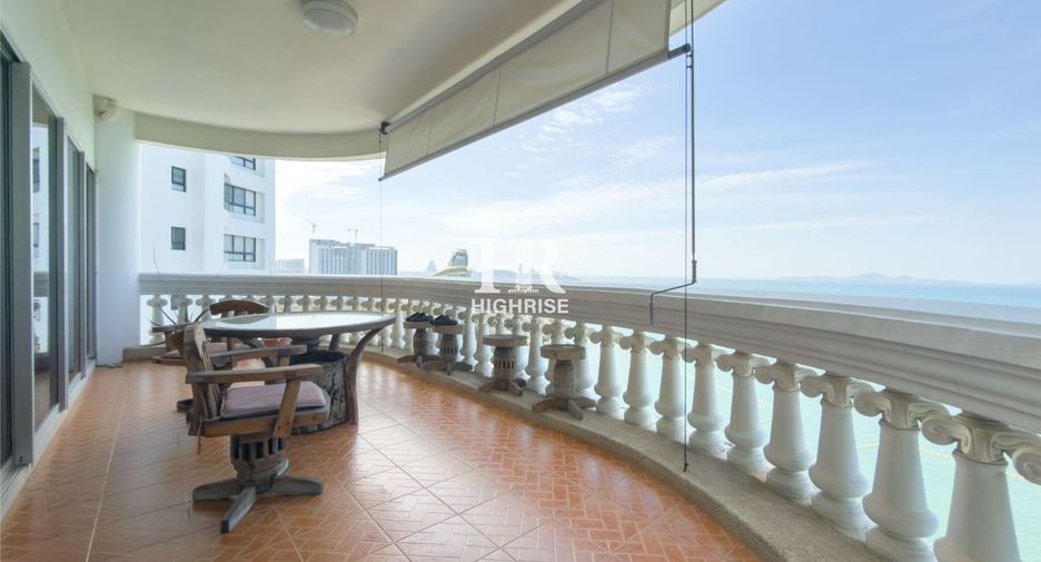 For sale 3 bedrooms condo in Bang Lamung, Chonburi