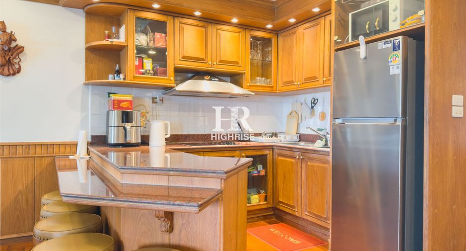 For sale 3 bedrooms condo in Bang Lamung, Chonburi