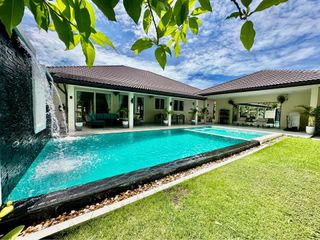 For Rent 6 Bedroom Villa In Bang Lamung, Chonburi