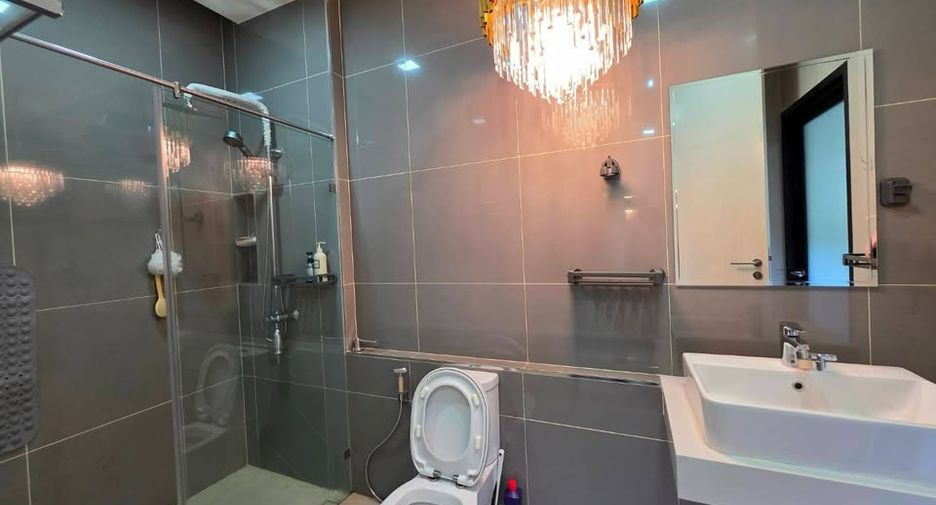 For rent and for sale 2 bedrooms house in Huay Yai, Pattaya