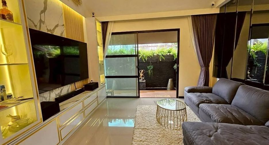 For rent and for sale 2 bedrooms house in Huay Yai, Pattaya