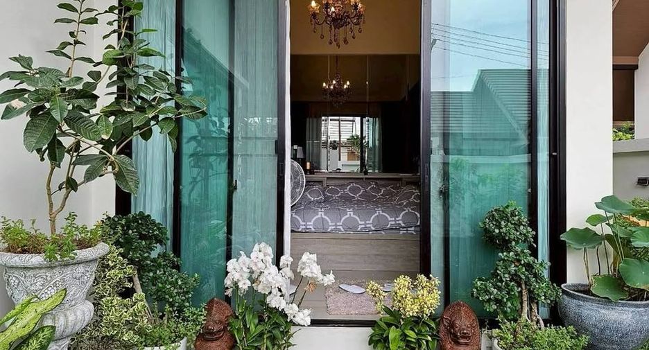 For rent and for sale 2 bedrooms house in Huay Yai, Pattaya
