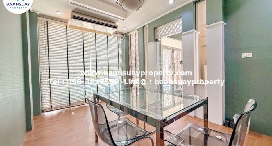 For rent 8 bedrooms townhouse in Wang Thonglang, Bangkok