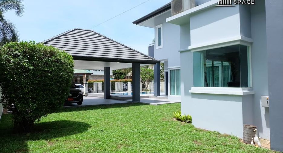 For rent 3 bedrooms villa in Bang Lamung, Chonburi