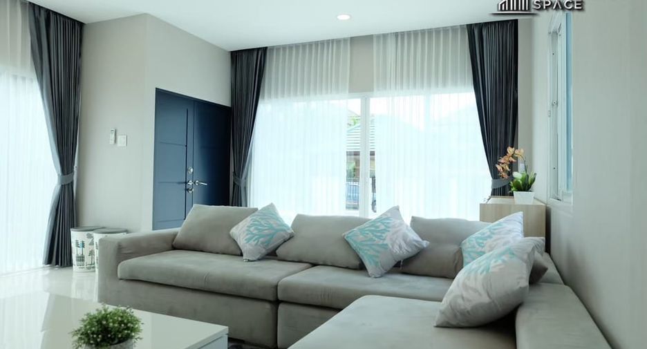 For rent 3 bedrooms villa in Bang Lamung, Chonburi
