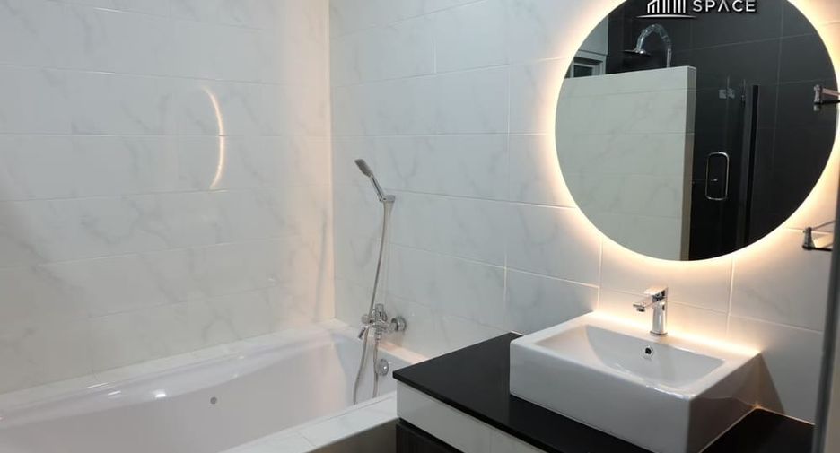 For rent 3 bedrooms villa in Bang Lamung, Chonburi