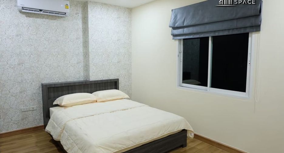 For rent 3 bedrooms villa in Bang Lamung, Chonburi