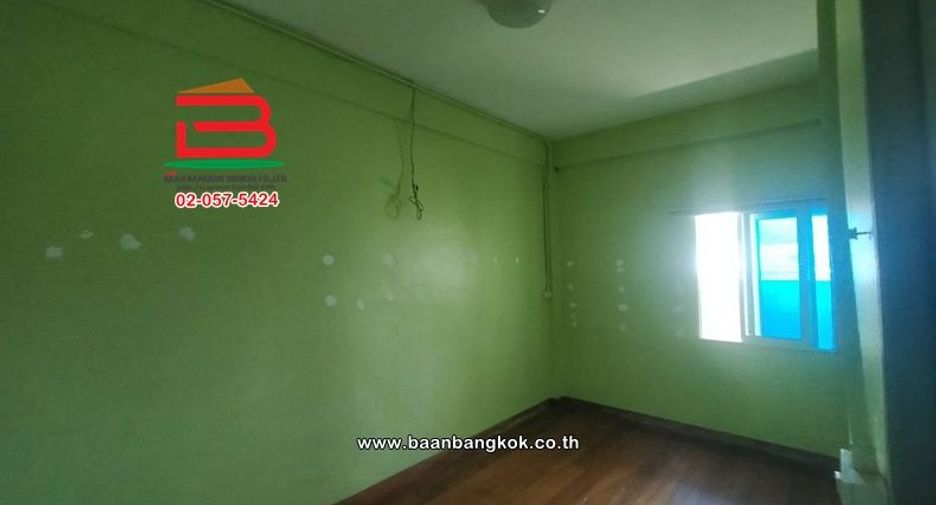 Local comercial en alquiler y en venta de 4 habitaciones en Dusit, Bangkok