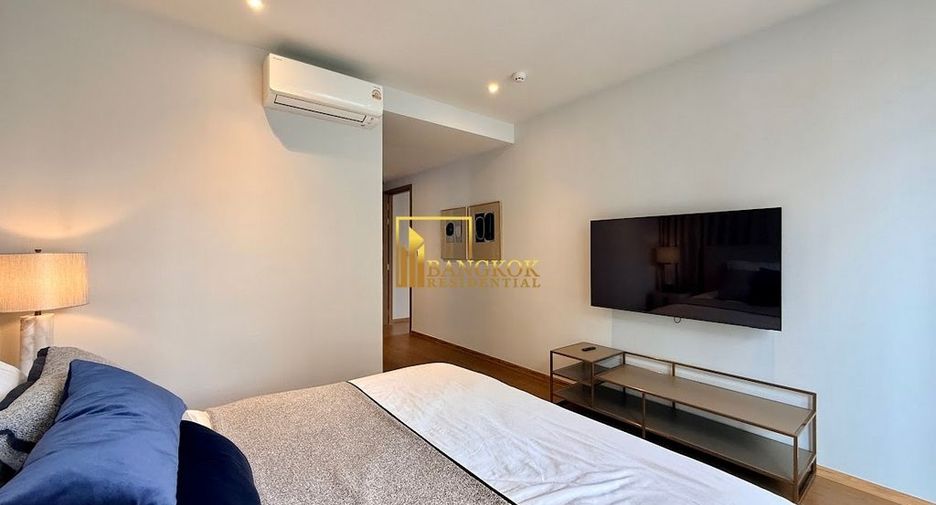 For rent 3 bedrooms condo in Khlong Toei, Bangkok