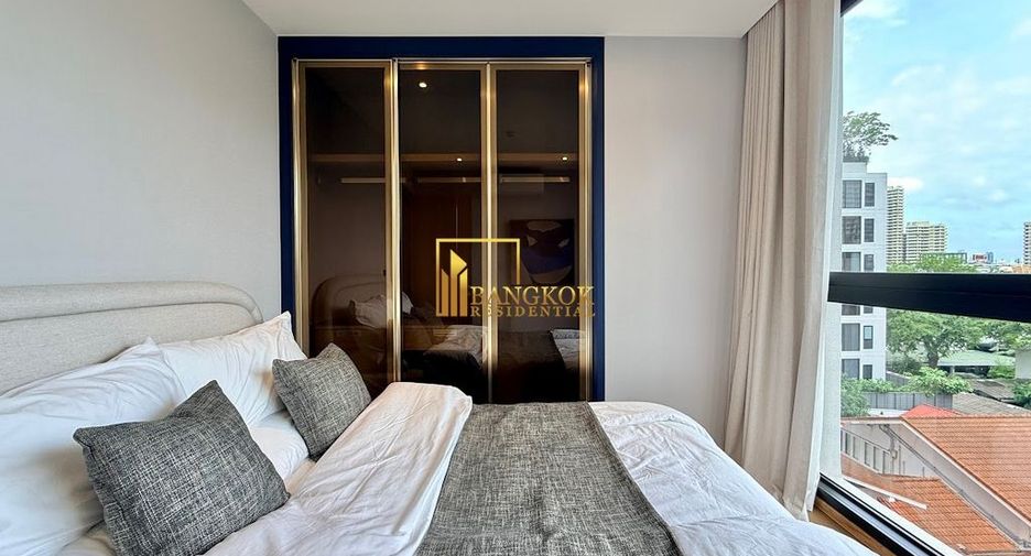 For rent 3 bedrooms condo in Khlong Toei, Bangkok