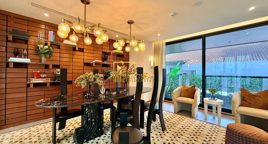 For rent 3 bedrooms condo in Khlong Toei, Bangkok