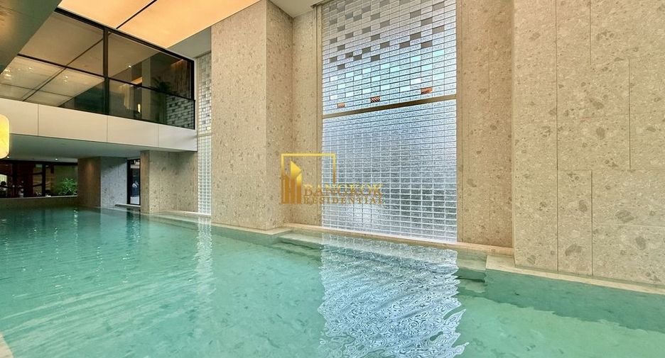 For rent 3 bedrooms condo in Khlong Toei, Bangkok