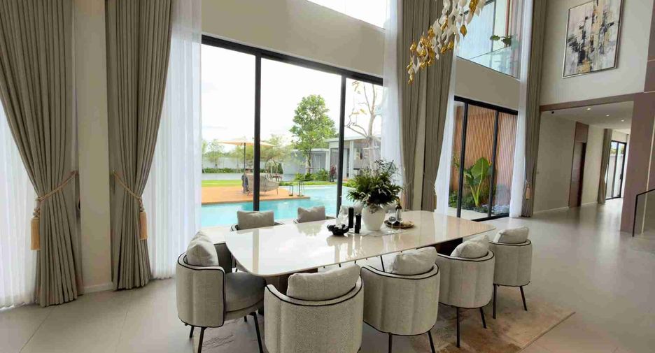 For sale 5 bedrooms house in Bang Lamung, Chonburi