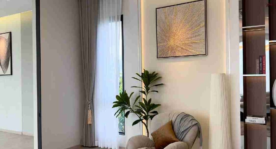 For sale 5 bedrooms house in Bang Lamung, Chonburi