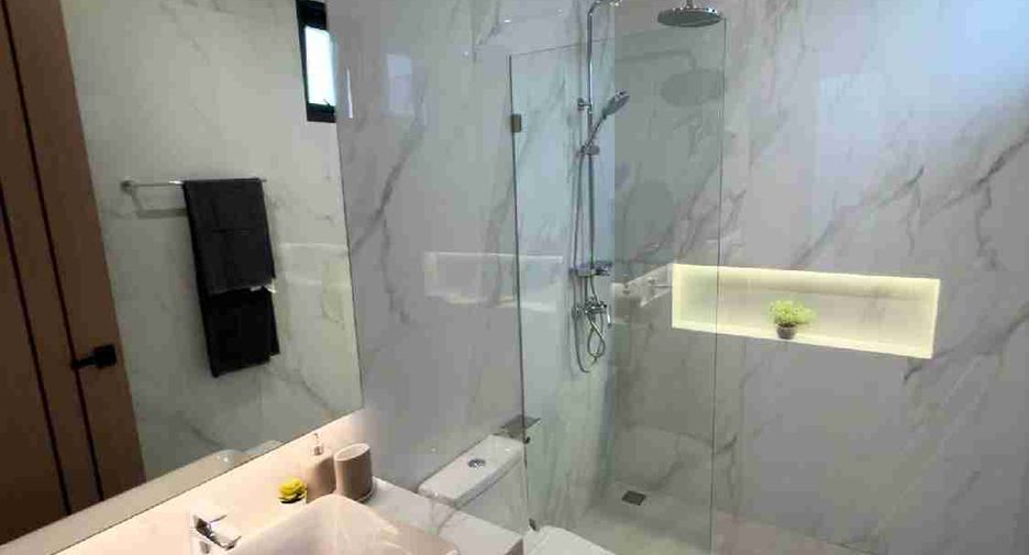 For sale 5 bedrooms house in Bang Lamung, Chonburi