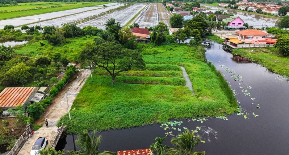 Grundstück zum Kauf in Khlong Sam Wa, Bangkok