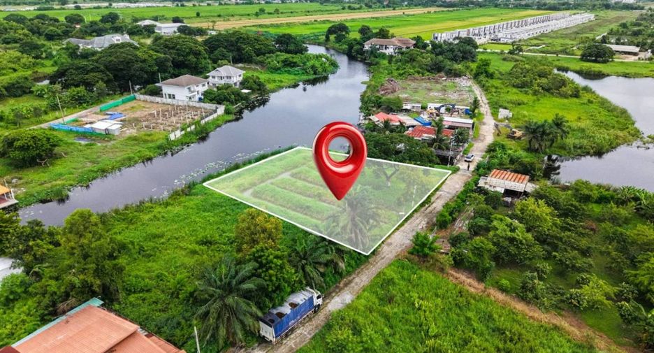 Grundstück zum Kauf in Khlong Sam Wa, Bangkok