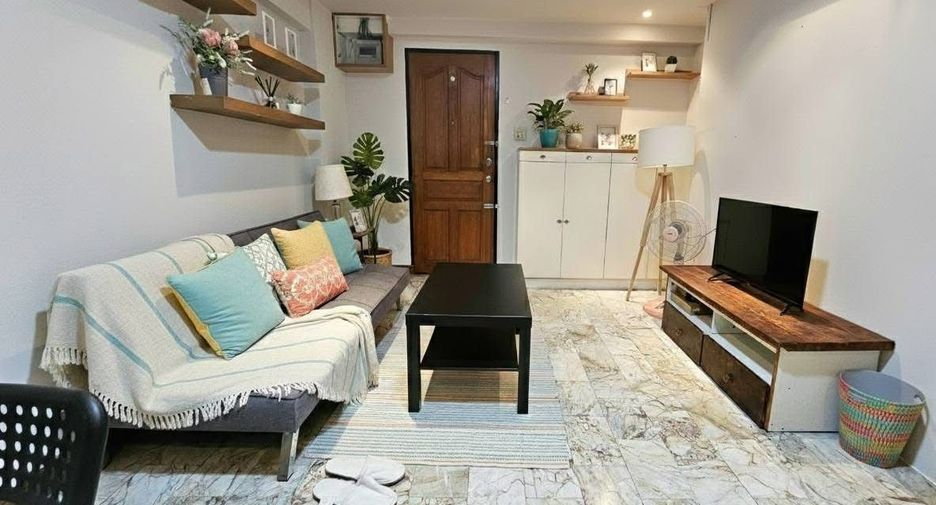 Wohnung zur Miete mit 1 Zimmer in Wang Thonglang, Bangkok