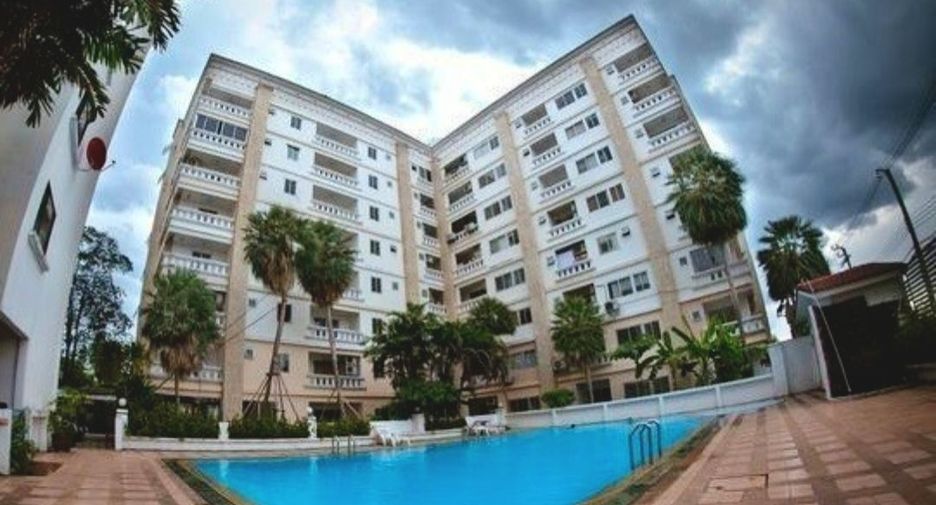 Wohnung zur Miete mit 1 Zimmer in Wang Thonglang, Bangkok