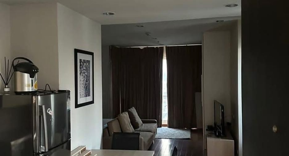 Wohnung zur Miete mit 1 Zimmer in Pathum Wan, Bangkok