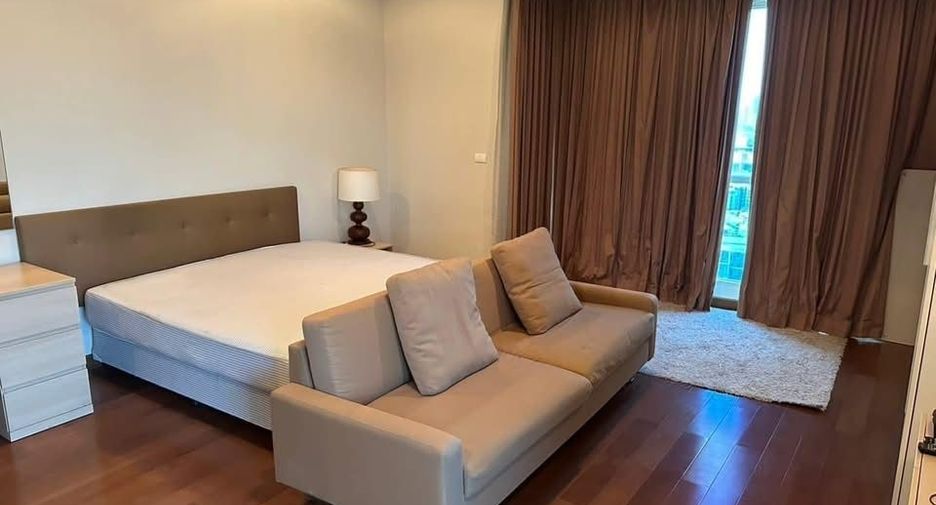 Wohnung zur Miete mit 1 Zimmer in Pathum Wan, Bangkok