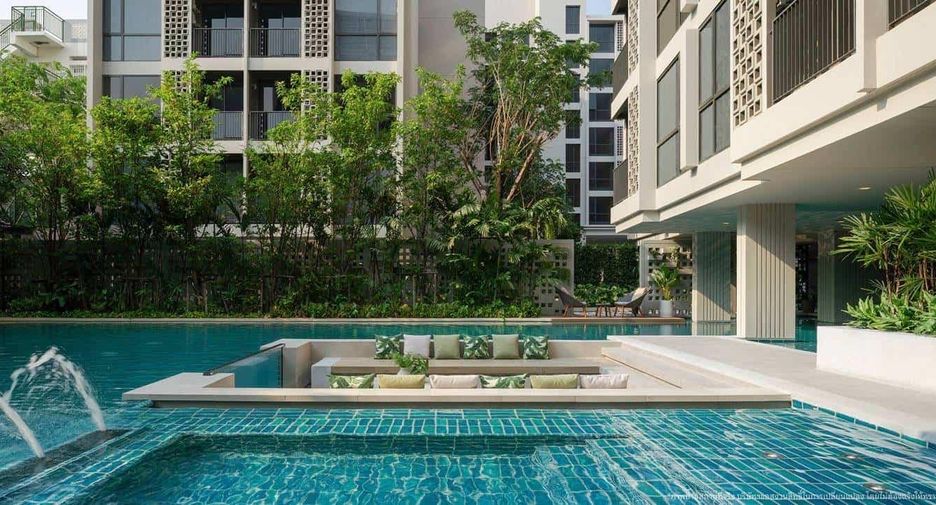 For rent 1 bed condo in Phra Khanong, Bangkok