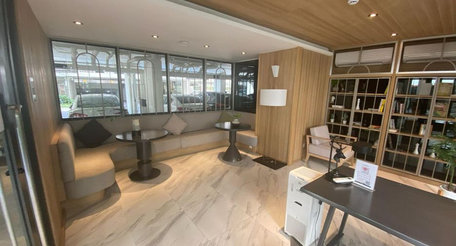 For rent 1 bed condo in Phra Khanong, Bangkok