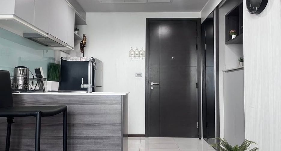 Wohnung zur Miete mit 1 Zimmer in Watthana, Bangkok