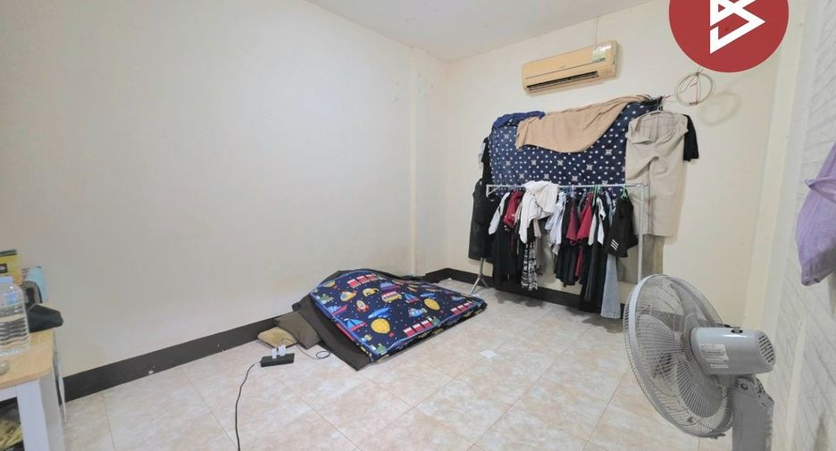 For sale 2 ベッドルーム townhouse in Mueang Rayong, Rayong
