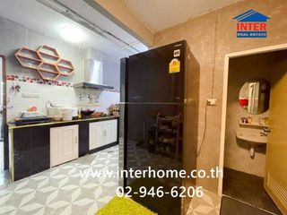 Casa adosada en venta de 3 habitaciones en Thawi Watthana, Bangkok