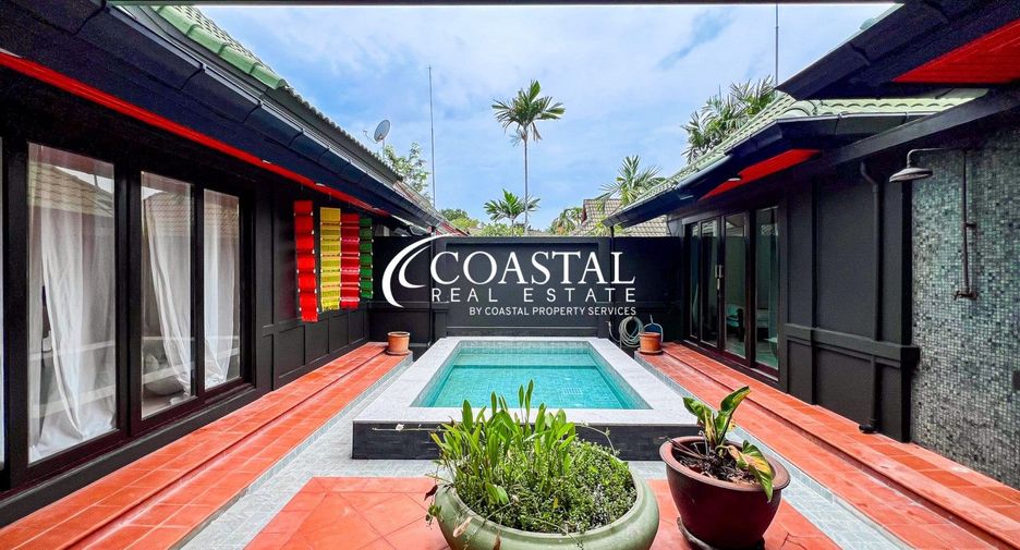 For sale 4 bedrooms house in Huay Yai, Pattaya