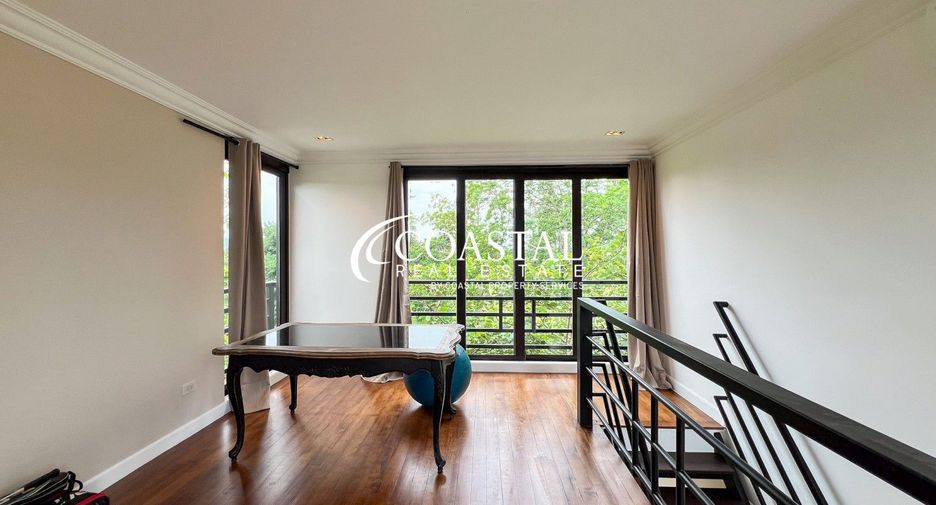 For sale 4 bedrooms house in Huay Yai, Pattaya
