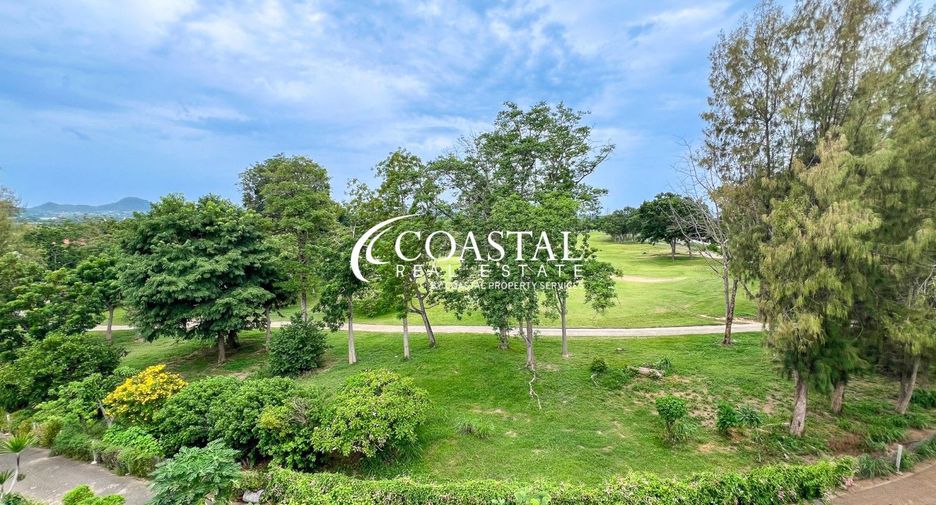 For sale 4 bedrooms house in Huay Yai, Pattaya