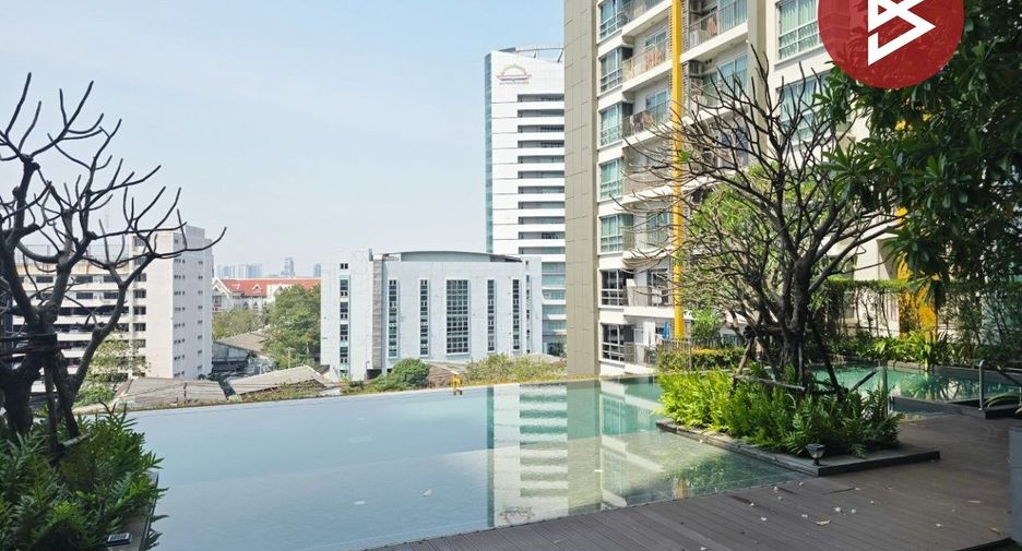 For sale 1 Beds condo in Phaya Thai, Bangkok