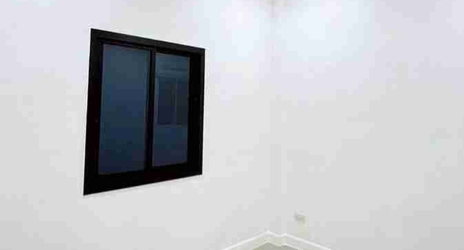 Casa adosada en venta de 3 habitaciones en Bang Yai, Nonthaburi