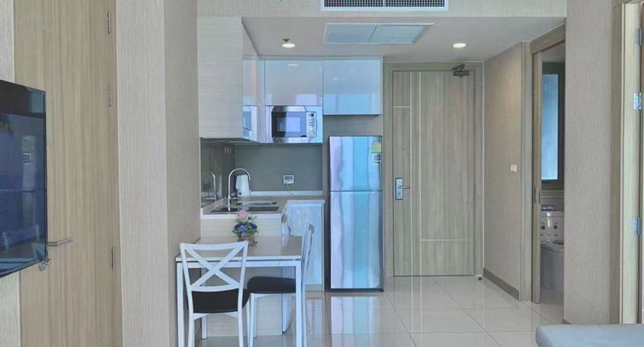 For rent 2 bedrooms condo in Bang Lamung, Chonburi