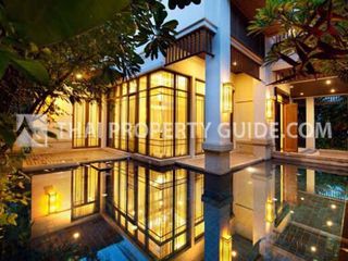 For rent 4 bedrooms house in Sathon, Bangkok
