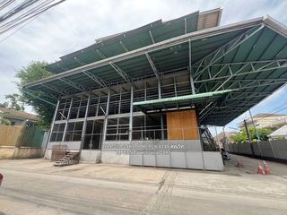 For rent 2 bedrooms warehouse in Bang Khae, Bangkok