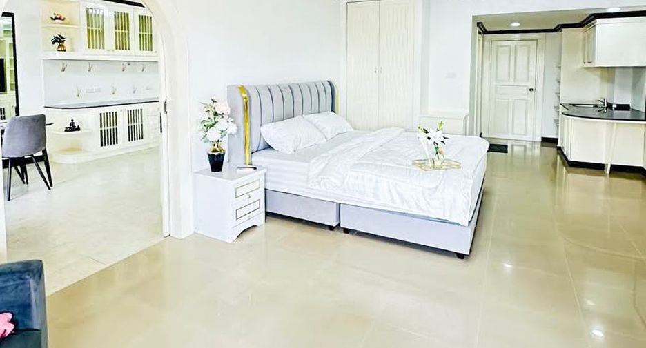 For sale 1 bed condo in Bang Lamung, Chonburi